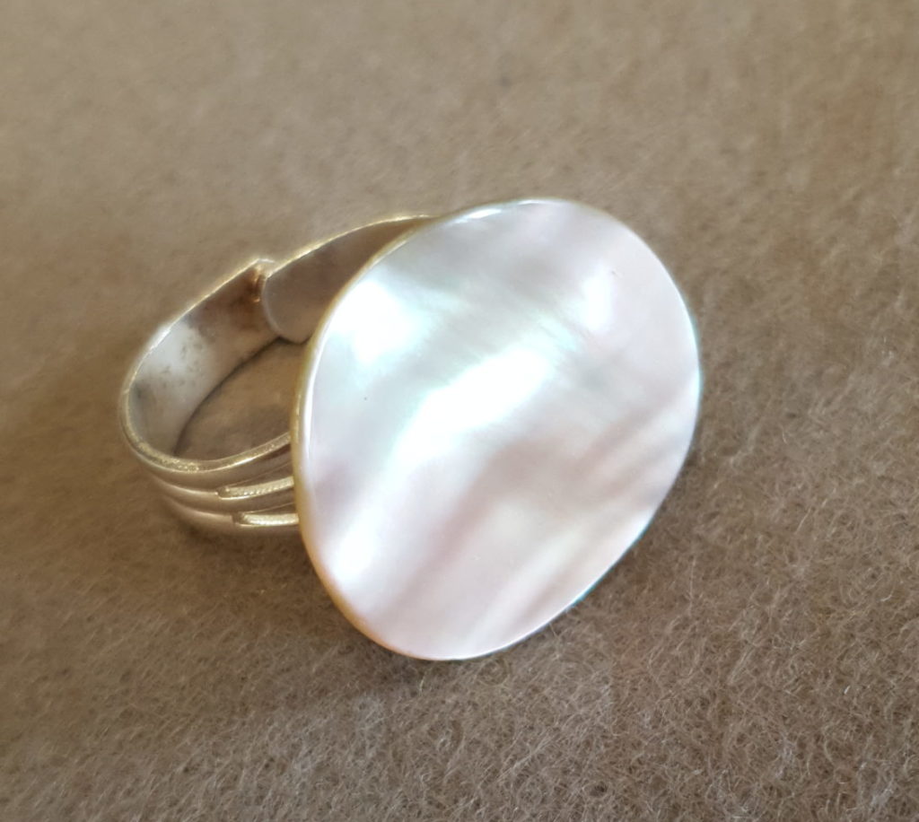 bague fantaisie, nacrée