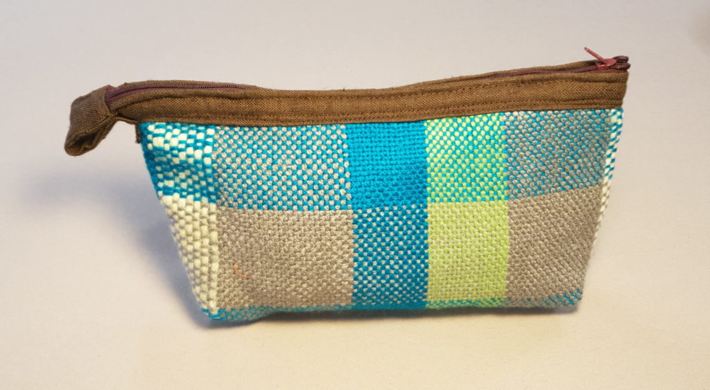 Trousse à carreaux